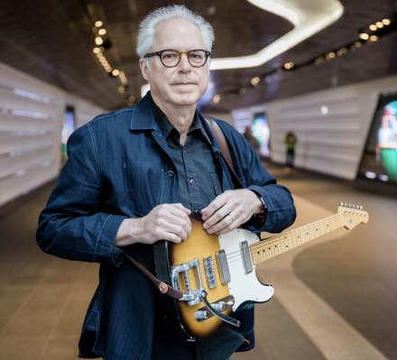 6/7: Bill Frisell Trio ft. Greg Tardy (US)